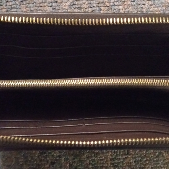 Bottega Veneta Brown Wallet - Picture 9 of 12